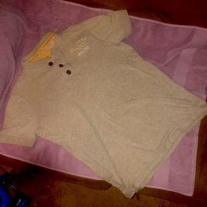 Men’s extra-large Hollister T-shirt